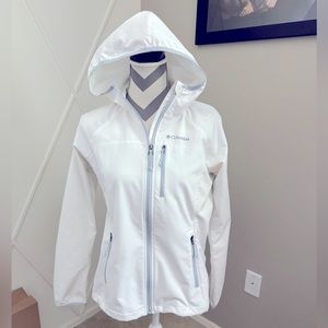 COLUMBIA light white jacket in medium